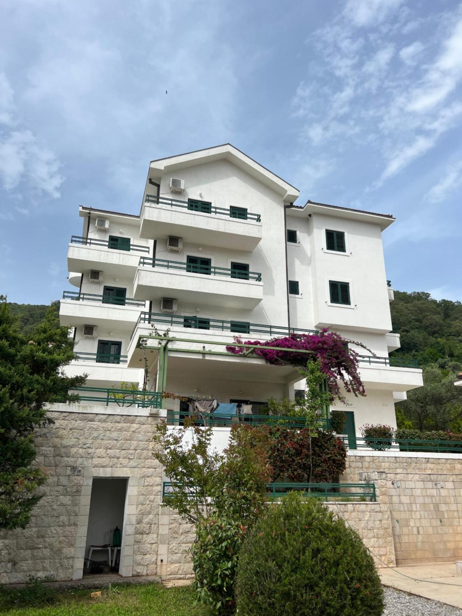 Renome Apartment Petrovac Exterior foto