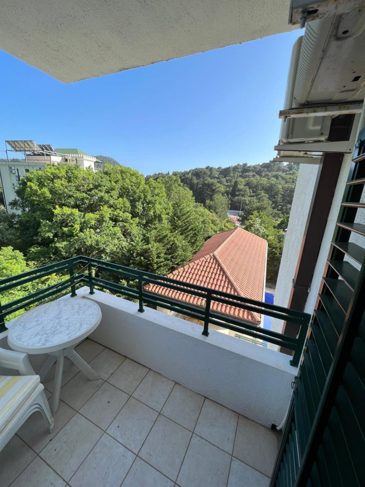 Renome Apartment Petrovac Exterior foto